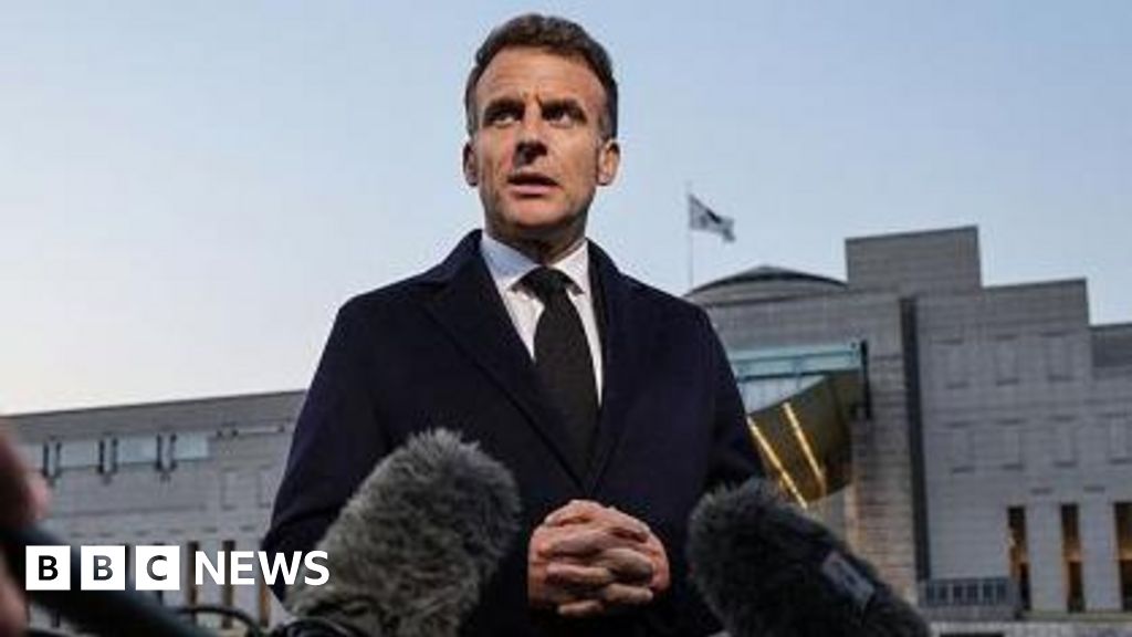 Emmanuel Macron kritik Trump tentang Iran dan pentingnya kerja sama